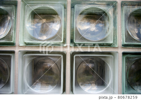 ガラス・壁面・区画・球面・曲面・アップ ガラス・壁面・区画・球面・曲面・アップ 80678259