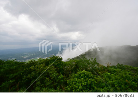 山頂からの風景 80678633