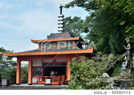 新大仏寺　明王殿(交通安全祈祷所)　【三重県伊賀市富永】 80686454