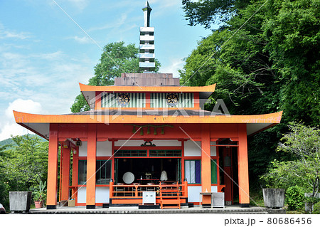 新大仏寺　明王殿(交通安全祈祷所)　【三重県伊賀市富永】 80686456