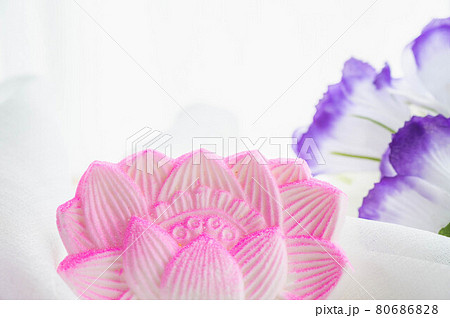 盆菓子と花 盆菓子と花 80686828
