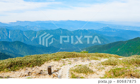 初夏の巻機山登山(井戸尾根コース):八合目の風景 初夏の巻機山登山(井戸尾根コース):八合目の風景 80687875