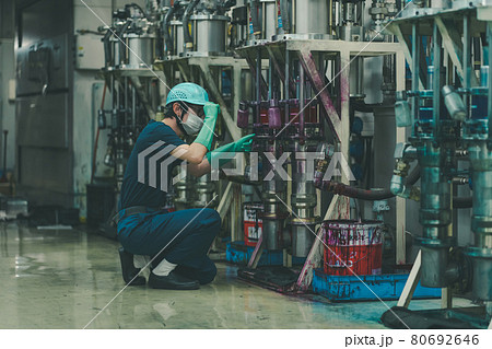 新聞印刷工場 80692646