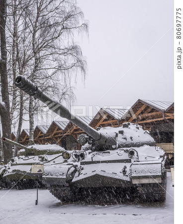 Soviet heavy tank T-10M (year of production 1957-1966) Soviet heavy tank T-10M (year of production 1957-1966) 80697775