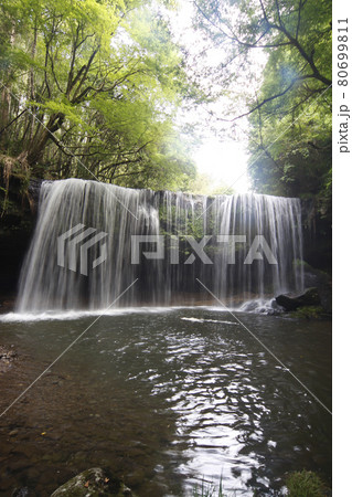 夏の鍋ヶ滝 夏の鍋ヶ滝 80699811