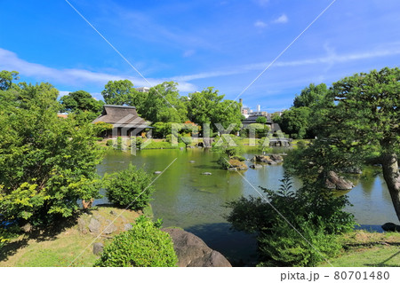 【熊本県】晴天下の水前寺成趣園 【熊本県】晴天下の水前寺成趣園 80701480