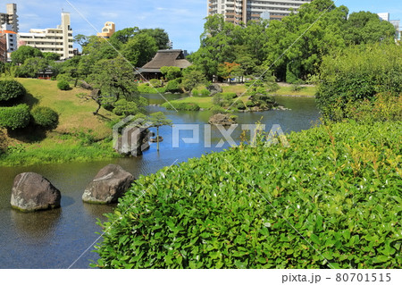 【熊本県】晴天下の水前寺成趣園 【熊本県】晴天下の水前寺成趣園 80701515