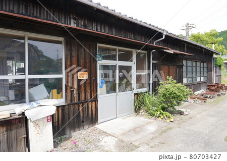 シン・エヴァンゲリオンの鈴原トウジの診療所のモデルになった天竜二俣駅の建物 80703427