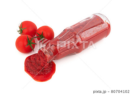 Bottle of tomato sauce Bottle of tomato sauce 80704102