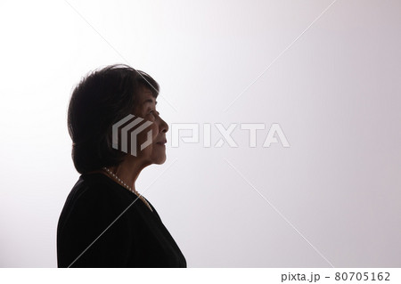 シニア女性 葬儀 喪服 シニア女性 葬儀 喪服 80705162