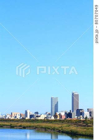 岐阜市、岐阜駅前高層ビル郡とその周辺の風景 岐阜市、岐阜駅前高層ビル郡とその周辺の風景 80707049