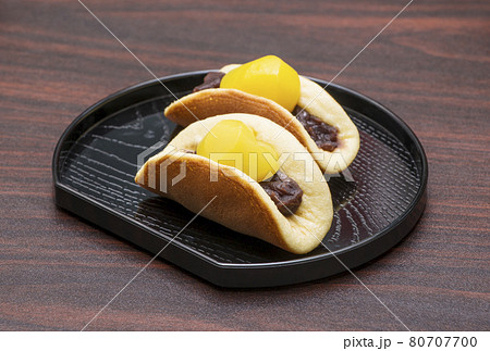どら焼き　栗どら焼き　和菓子　焼菓子　日本のお菓子　イメージ素材 80707700