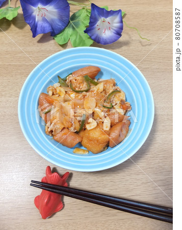 夏のスタミナ料理 ニンニクたっぷりの酢鶏 夏のスタミナ料理 ニンニクたっぷりの酢鶏 80708587