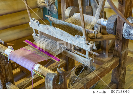Ancient wooden weaving machine for making fabric Ancient wooden weaving machine for making fabric 80712346