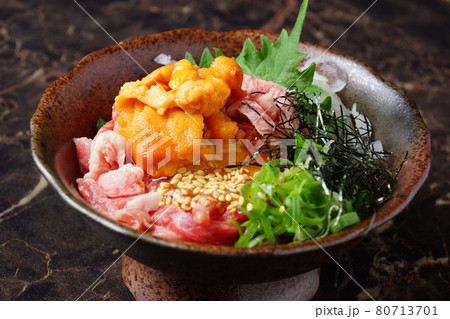 ウニユッケ　焼肉 80713701