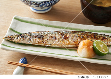 秋刀魚の塩焼き 80714097
