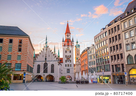 Old Town Hall at Marienplatz Square in Munich Old Town Hall at Marienplatz Square in Munich 80717400