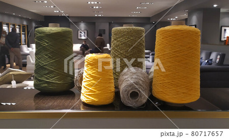 Roll of wool fiber threads, colors analogous to green 80717657