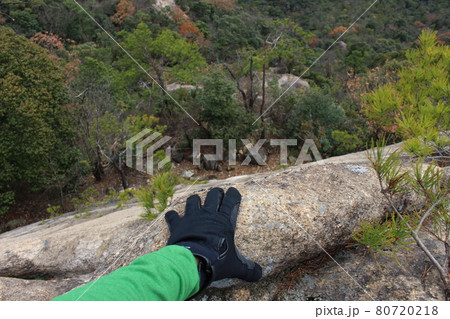 広島県にある鎌倉寺山の登山道 広島県にある鎌倉寺山の登山道 80720218