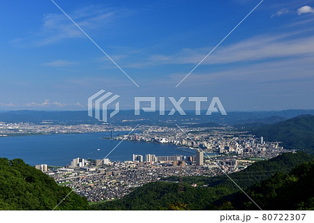 琵琶湖畔大津市街の夕景 80722307