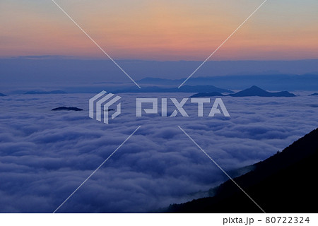 野迫川村の雲海 野迫川村の雲海 80722324