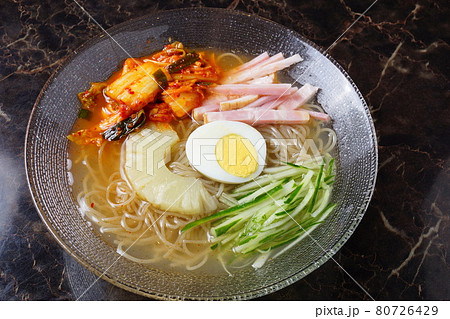 韓国冷麺 80726429