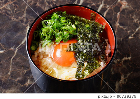 卵かけご飯 80729279