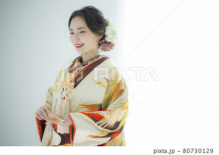 色打掛　茶色い総絞りの掛下 80730129