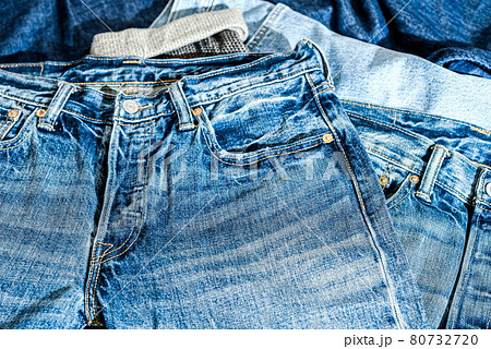 デニム　アップ写真 80732720
