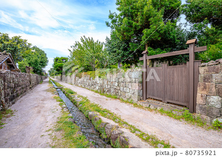 夏の武家屋敷通り　長崎県島原市 80735921