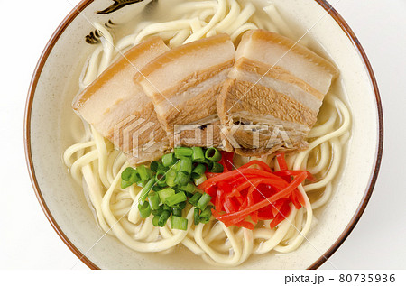 沖縄そば（三枚肉そば） 80735936