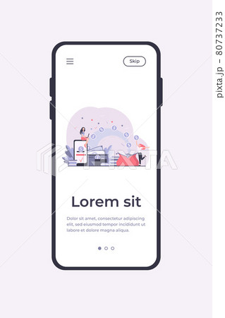 Stylized people sending payment and receiving money Stylized people sending payment and receiving money 80737233