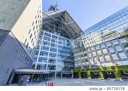 富山県富山市　晴天の富山市役所 80738158