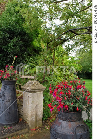 イギリス旅行で巡り合うガーデニング 80742486