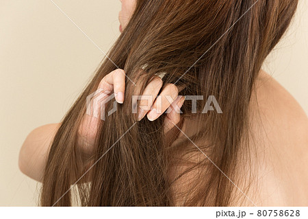 ヘアダメージ. 80758628