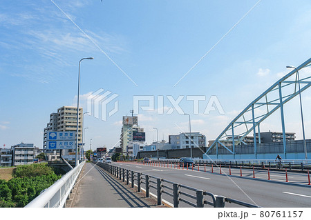 都市風景　多摩川大橋上　都区境の標識　東京都大田区 80761157