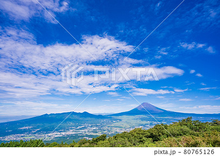 (静岡県)箱根スカイラインから望む富士山 (静岡県)箱根スカイラインから望む富士山 80765126