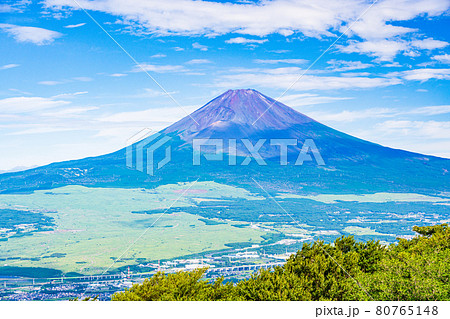 (静岡県)箱根スカイラインから望む富士山 (静岡県)箱根スカイラインから望む富士山 80765148
