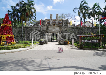 フィリピン　セブ島のサンペドロ要塞 80769378