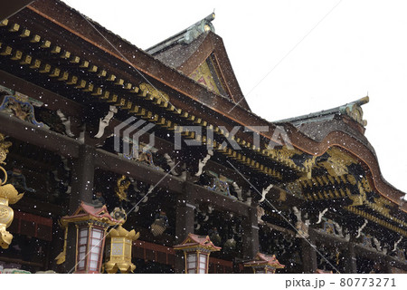 雪の北野天満宮 本殿 雪の北野天満宮 本殿 80773271
