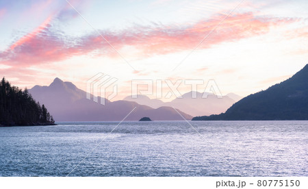 Canadian Nature Mountain Landscape Background. 80775150