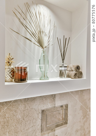 Interior design of beautiful and elegant bathroom 80775576