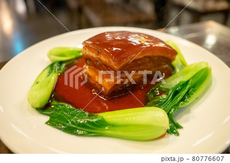 台湾グルメのジューシー東坡肉 80776607