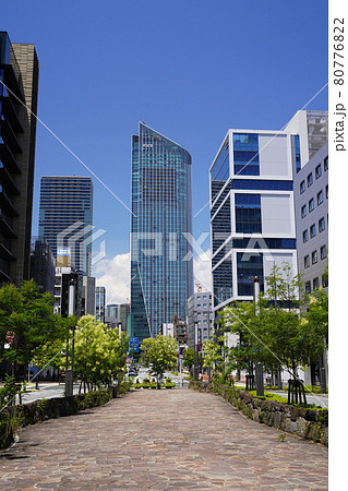 東京　虎ノ門のオフィス街 80776822