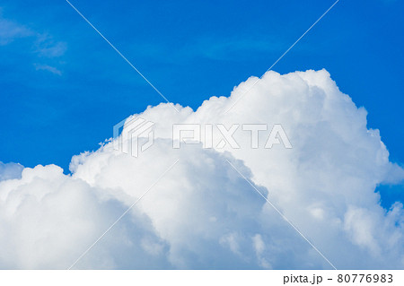 夏雲　イメージ　　 80776983