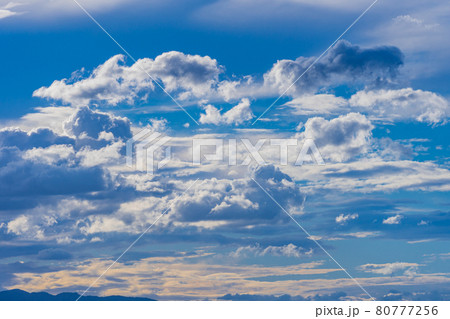 夏雲　イメージ　 80777256