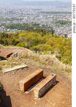 京都の夏の風物詩五山送り火の火床 80779187