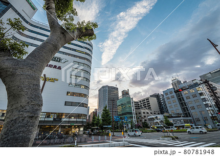 《愛知県》名古屋都市風景 栄 桜通久屋交差点 《愛知県》名古屋都市風景 栄 桜通久屋交差点 80781948