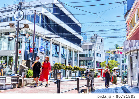 東京渋谷の都市風景　渋谷キャットストリート 80781985