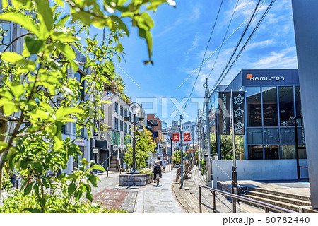 東京渋谷の都市風景　渋谷キャットストリート 80782440